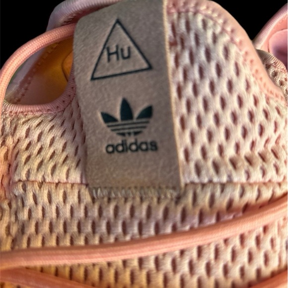 COPY - Addidas x Pharrell - Picture 3 of 5